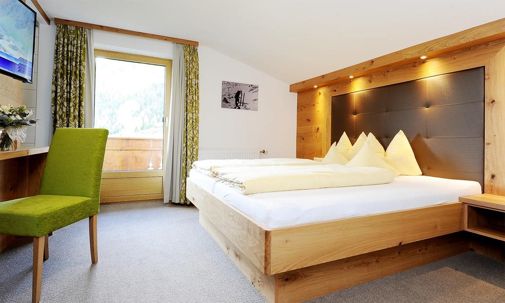 Apart Christine - Silvrettacard-Sommer Inklusive Galtür Quarto foto