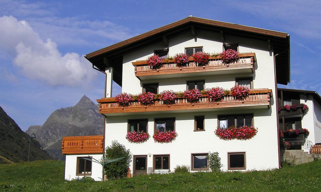 Apart Christine - Silvrettacard-Sommer Inklusive Galtür Exterior foto